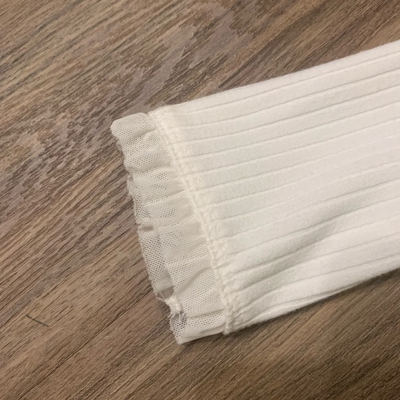 Beautiful Longsleeve Dress - Picture 4 of 5